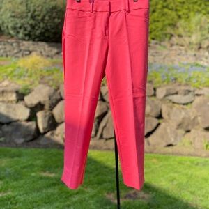NWT Loft pants, The Riviera cropped pant, coral color, great condition. Size 2